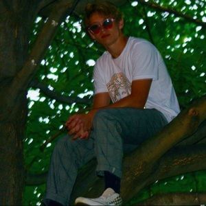 Meet your Posher, Alec